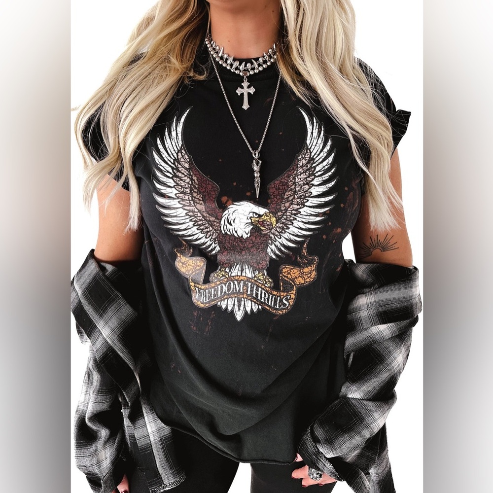 Pebby Forevee Bleached Side Slit Tee